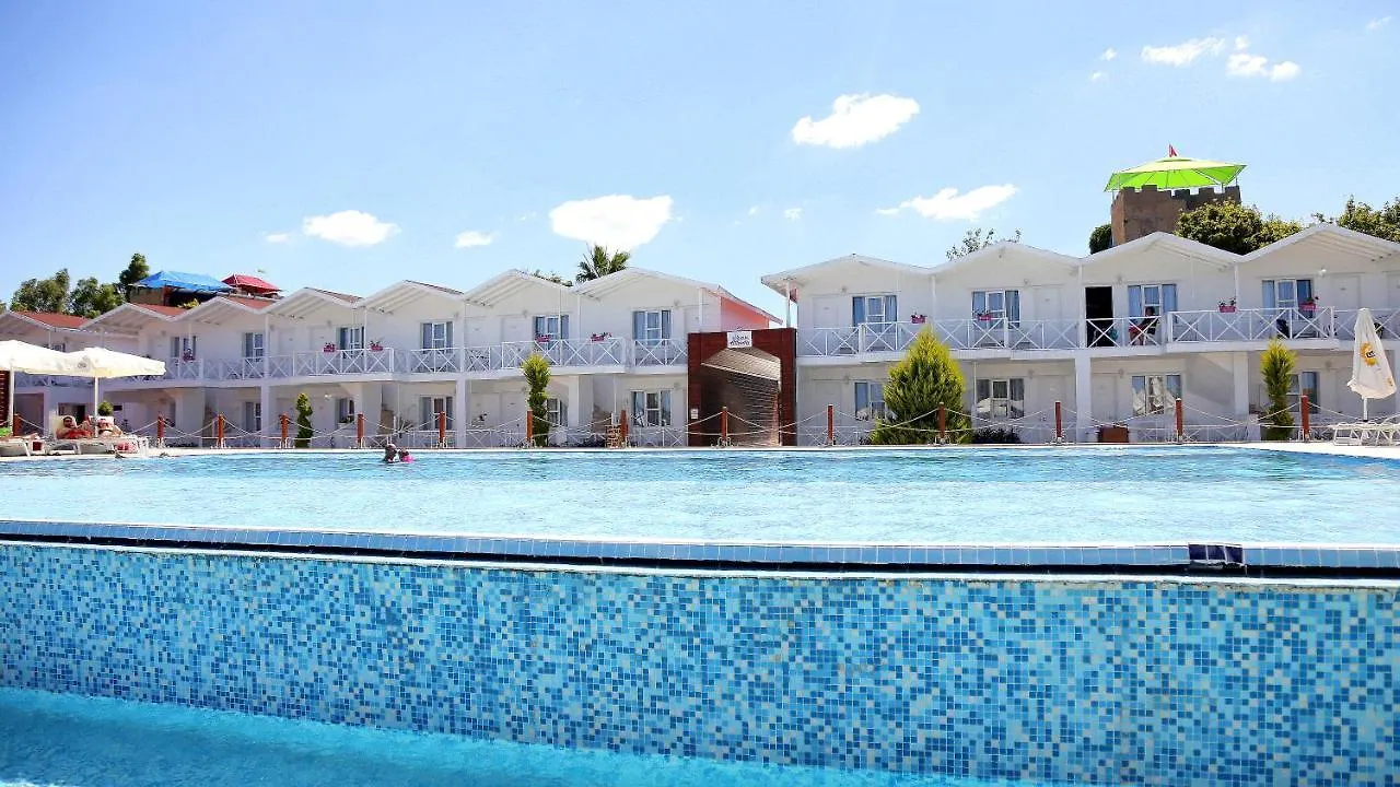Risus Beach Resort Hotel Kusadası