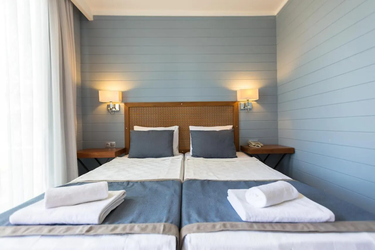 Risus Beach Resort Hotel Kusadasi 3*,  Turkey